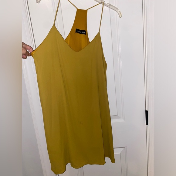 Style Rack Dresses & Skirts - style rack yellow dress size large